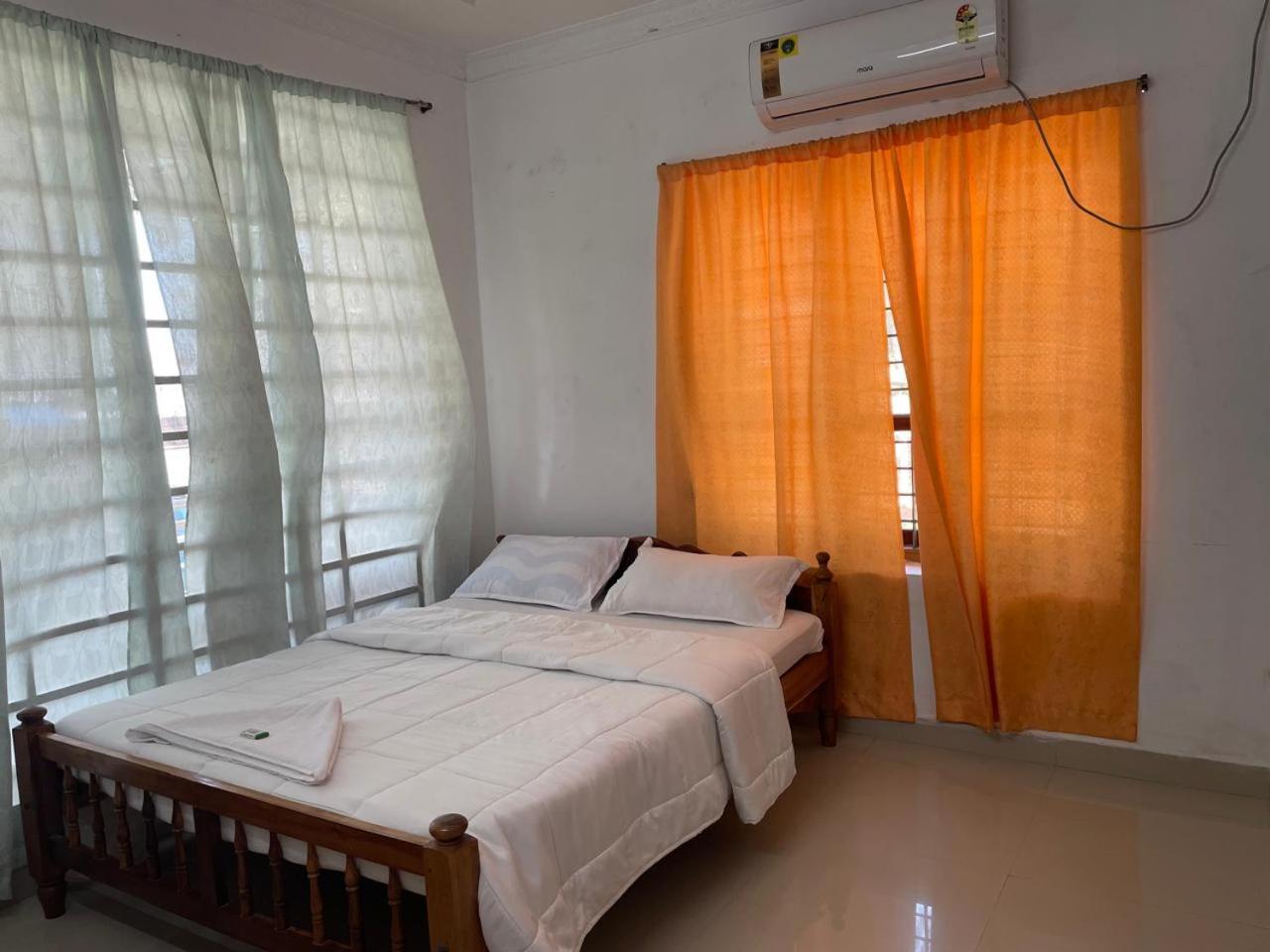 Somatheertham Resort Thiruvananthapuram Room photo
